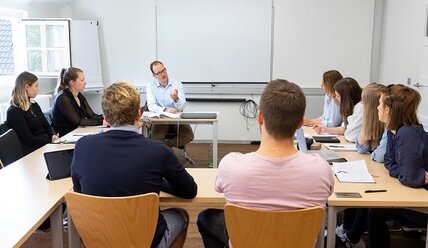 Studieren probieren Blum